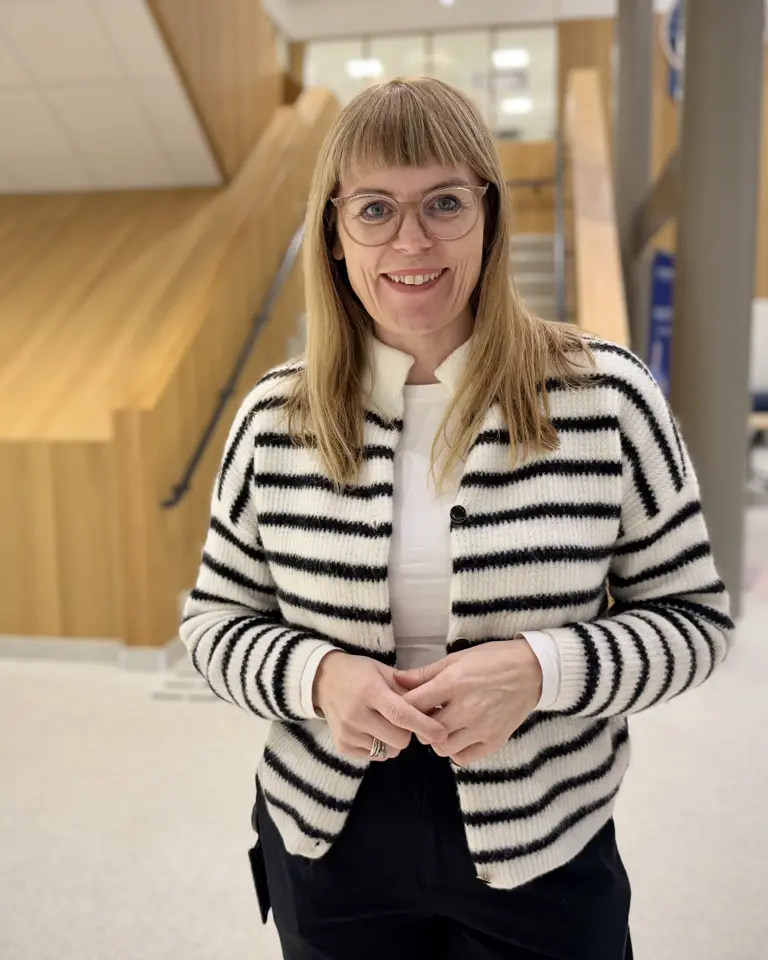 Portrettbilde av klinikksjef Tonje E. Hansen.