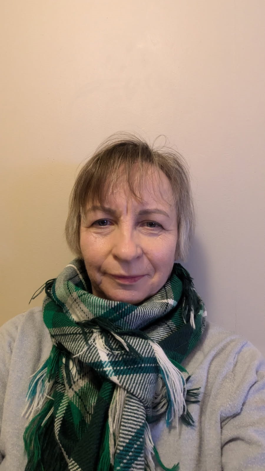 En kvinne med skjerf