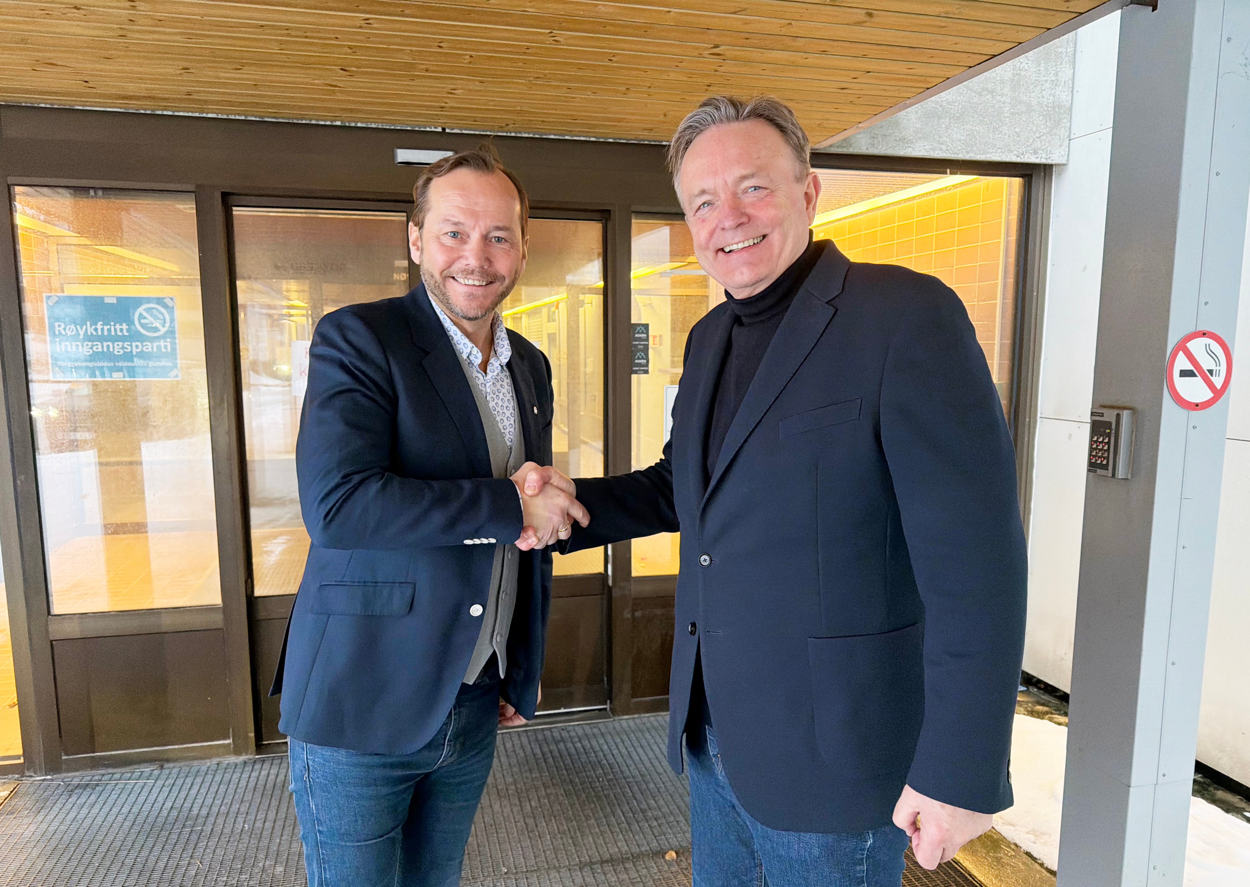 Ordfører Terje Rogde og adm. dir Ole Hope