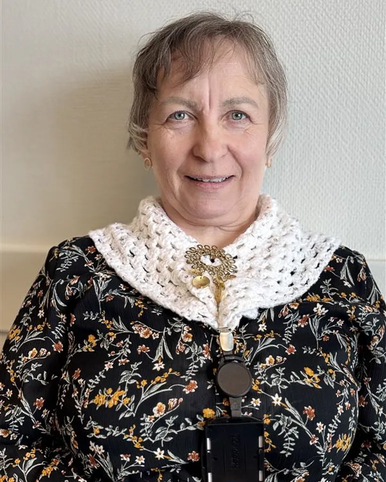 En kvinne med skjerf