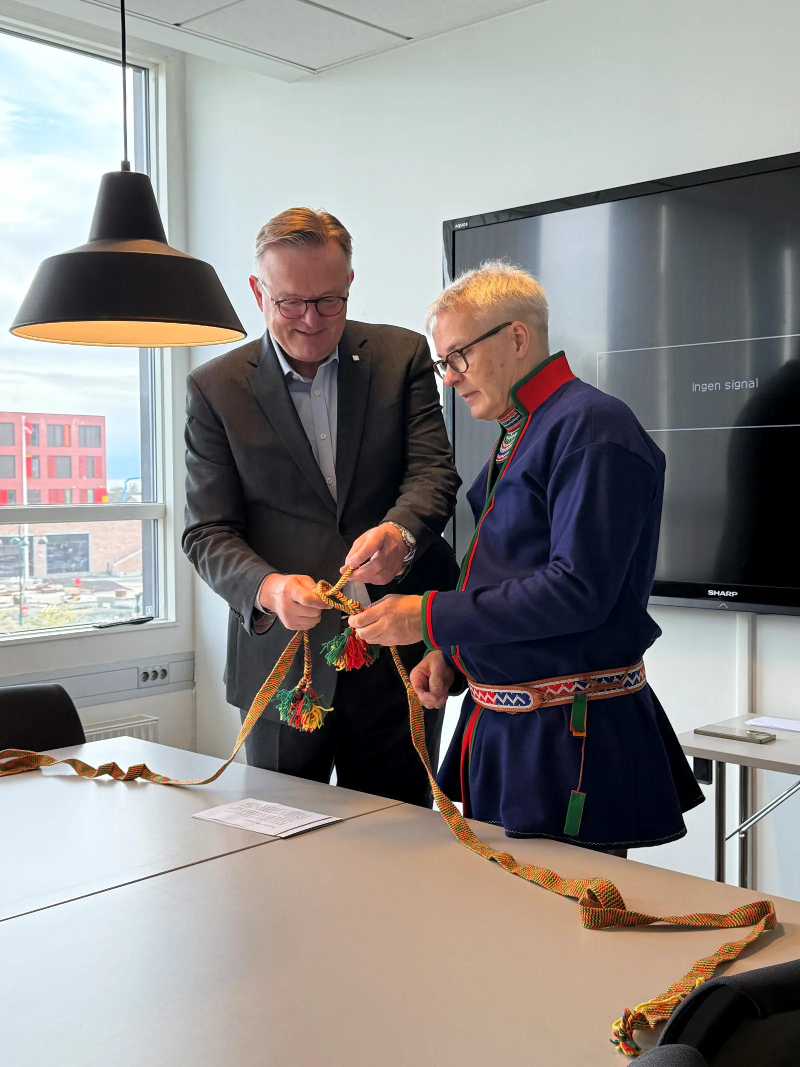 Direktør og klinikksjef knytter bånd