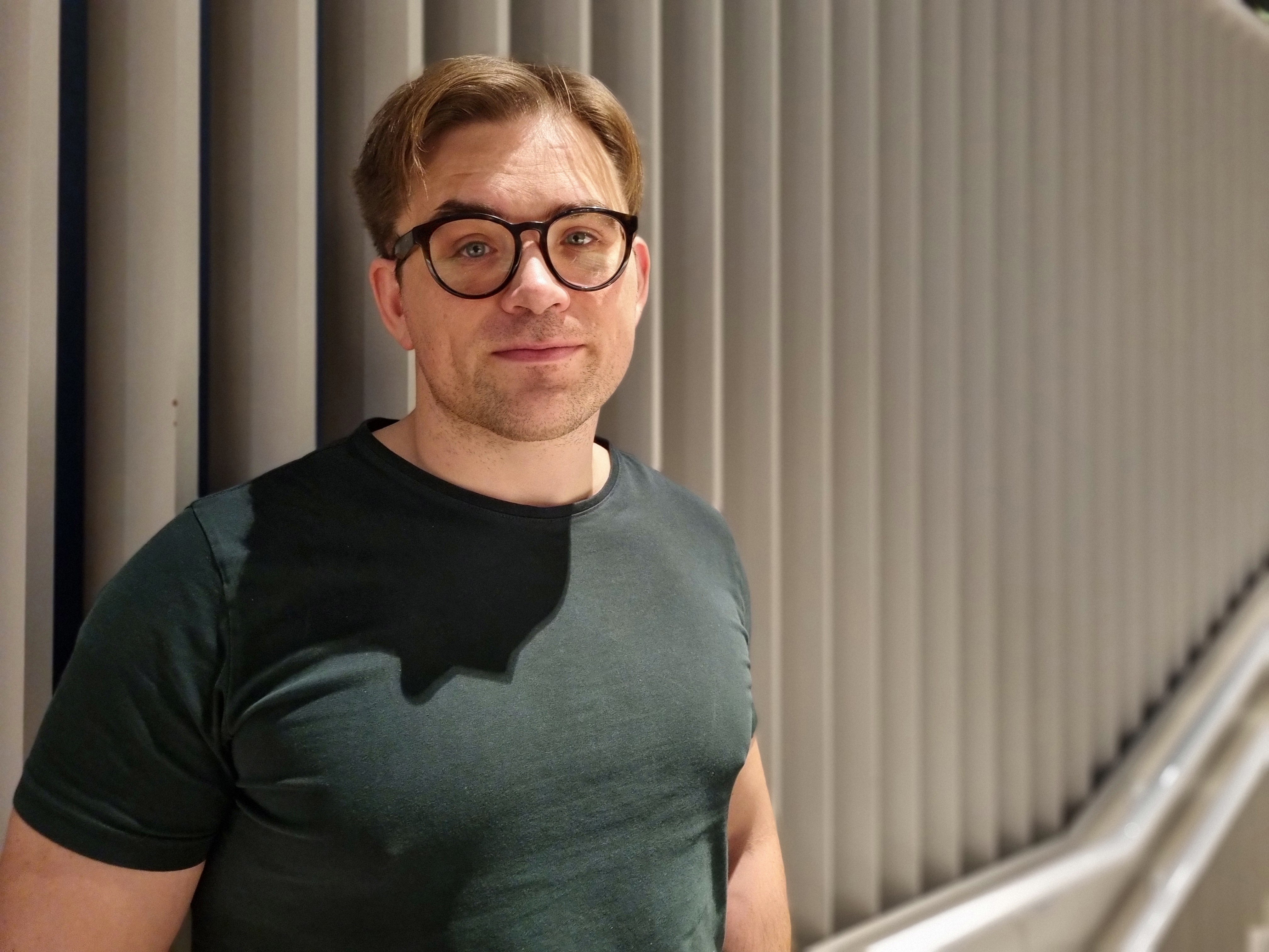 Lars Robert Helander