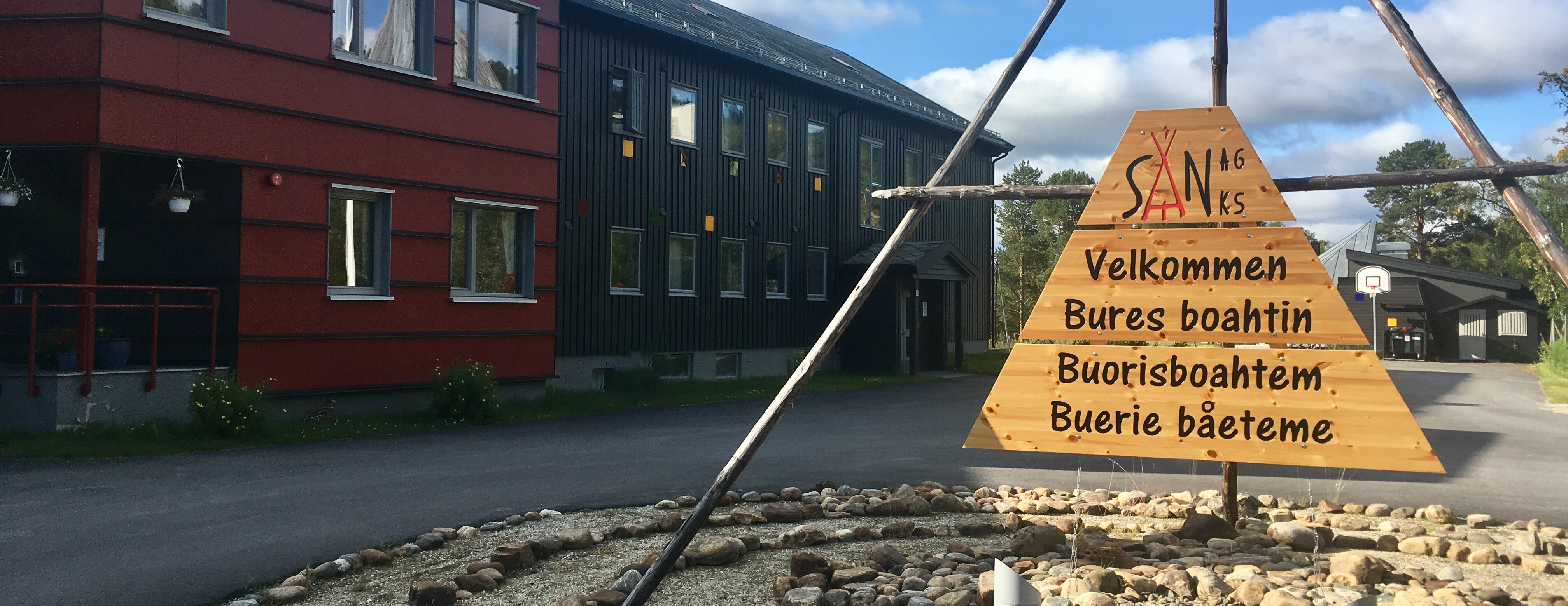 Et skilt i veikanten