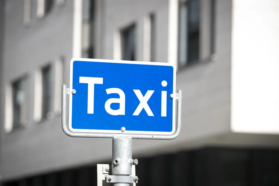 Bilde av taxiskilt.