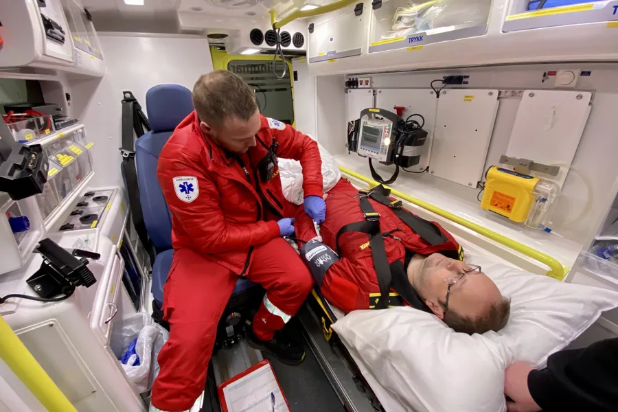 Bilde fra en ambulanseøvelse i ambulansetjenesten tidligere i høst.